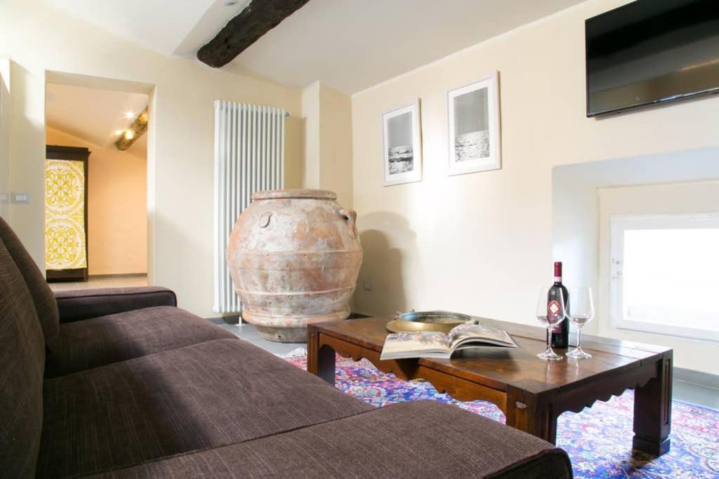 Attico Con Altana: Incanto E Relax シエーナ エクステリア 写真